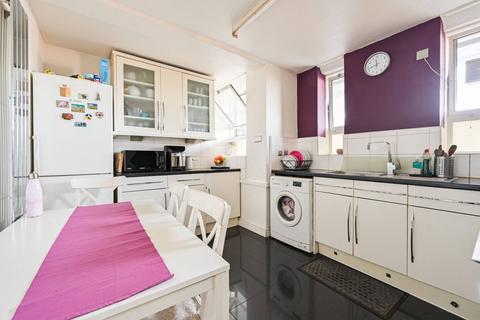 4 bedroom flat for sale, Oban Street, Poplar, London, E14