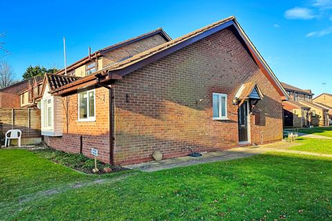 2 bedroom semi-detached bungalow for sale, Poplar Road, Dorridge, B93
