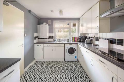 1 Creswick Walk, London, E3 2AQ