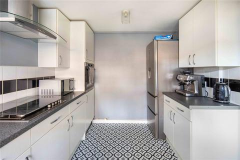1 Creswick Walk, London, E3 2AQ