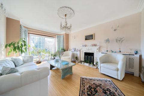 undefined, The Ridings, Ealing W5