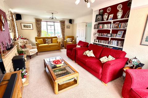1 Chestnut Way, Minehead, TA24 6EB