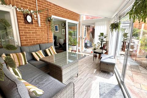 1 Chestnut Way, Minehead, TA24 6EB