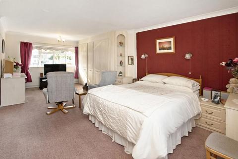 1 Chestnut Way, Minehead, TA24 6EB