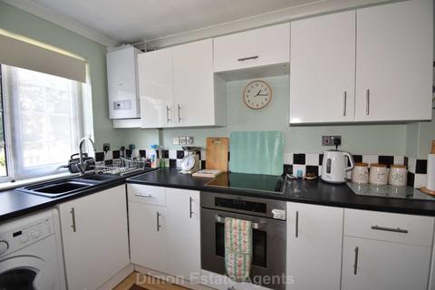 2 bedroom terraced house for sale - Military Road, Gosport