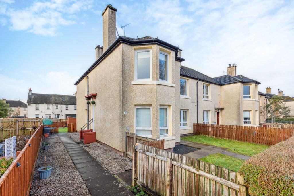 Ardneil Road, Govan, G51 4UQ 3 bed flat for sale £110,000