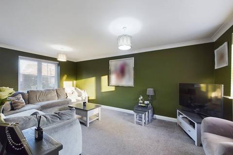 10 Alder Close, Brough, HU15 1ST