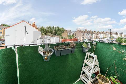 45 Cresswell Road, London, SE25 4LS