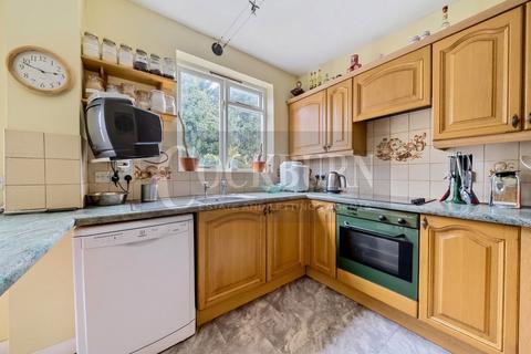 483 Sidcup Road, London, SE9 4ET