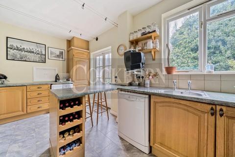 483 Sidcup Road, London, SE9 4ET