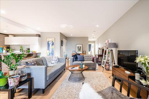 3 bedroom apartment for sale - Kingsland High Street, Dalston, E8