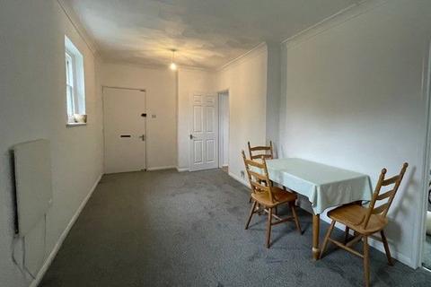 2 bedroom flat for sale, Cranbrook TN17