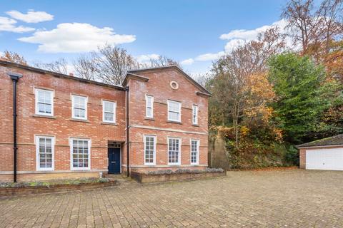 3 bedroom end of terrace house for sale, Station Hill, Wadhurst TN5