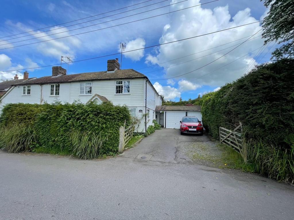 Quaker Lane, Cranbrook TN17 3 bed property with land for sale £180,000