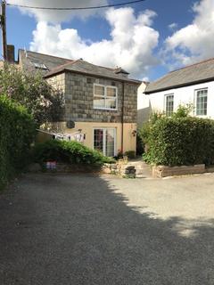 2 bedroom flat to rent, Higher East Street, St Columb TR9