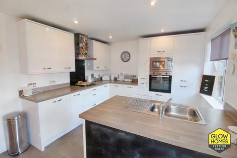 12 Abbey View, Kilwinning, KA13 6WF