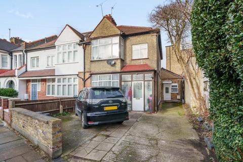 4 bedroom end of terrace house for sale, Pirbright Road, Southfields