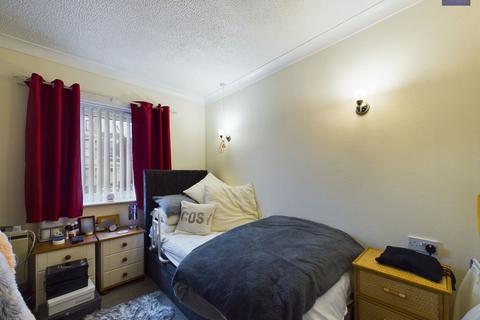 1 bedroom ground floor flat for sale, Priory Court, Blackpool, FY1