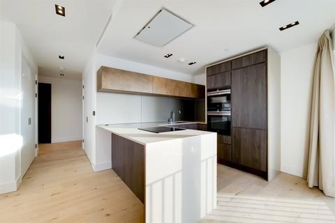 2 bedroom apartment to rent, Exchange Gardens, Keybridge, SW8