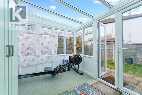 50 Bramble Walk, Epsom, KT18 7TB