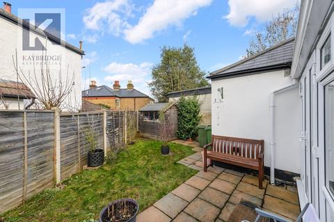 50 Bramble Walk, Epsom, KT18 7TB