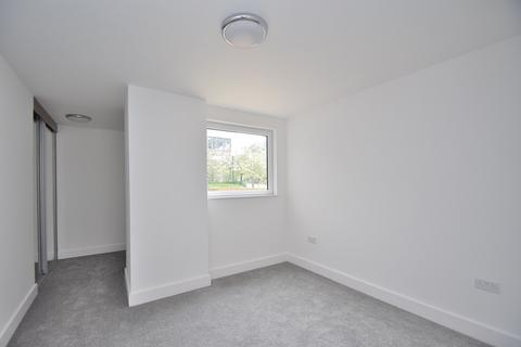undefined, 152 Silbury Boulevard, Milton Keynes MK9