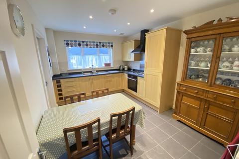 2 bedroom semi-detached house for sale - Llys Y Brenin, Whitland, Carmarthenshire, SA34