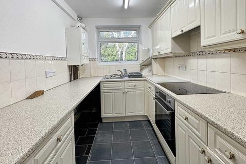 2 bedroom apartment to rent, Branksome Wood Road, Bournemouth BH2