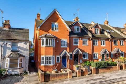 3 bedroom end of terrace house for sale, Scotts Mews, Ascot
