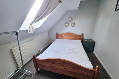 1 bedroom flat to rent - Rowlands Close Room Four, Fearnhead, Warrington, WA2
