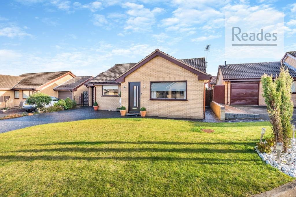 The Beeches, Hawarden CH5 3 3 bed detached bungalow for sale - £400,000