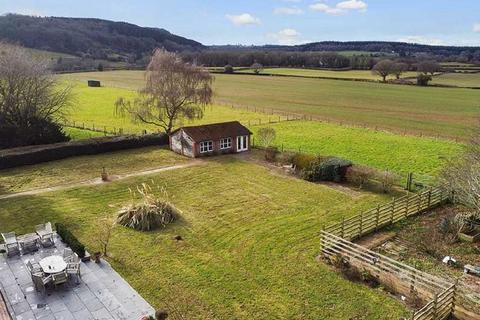 4 bedroom detached house for sale, Lea,  nr Ross-On-Wye,  Herefordshire,  HR9