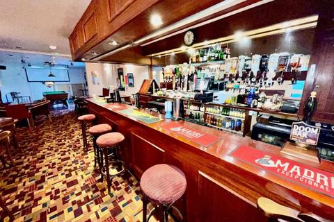 Hotel for sale, Freehold 30 Bedroom Hotel & Public House Located In Newquay