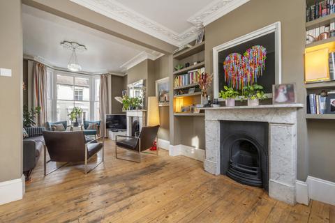4 Rickthorne Road, London, N19 4JS