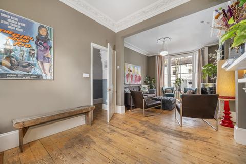 4 Rickthorne Road, London, N19 4JS