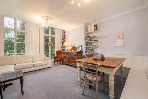 2 bedroom flat for sale, Highbury New Park, Highbury, Islington, London