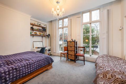 2 bedroom flat for sale, Highbury New Park, Highbury, Islington, London