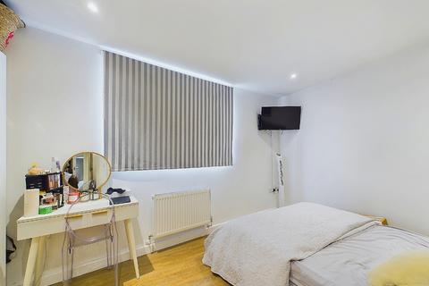 1 bedroom apartment to rent, 1 Market Parade, Sidcup DA14