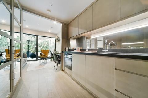 Studio for sale, Legacy Building, Embassy Gardens, Nine Elms, SW11