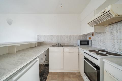 1 bedroom apartment for sale, Crucible Close, Romford