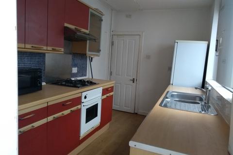 3 bedroom terraced house to rent, Londesborough Road, Southsea PO4