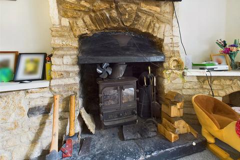 2 bedroom terraced house for sale, Bisley Old Road, Stroud, Gloucestershire, GL5