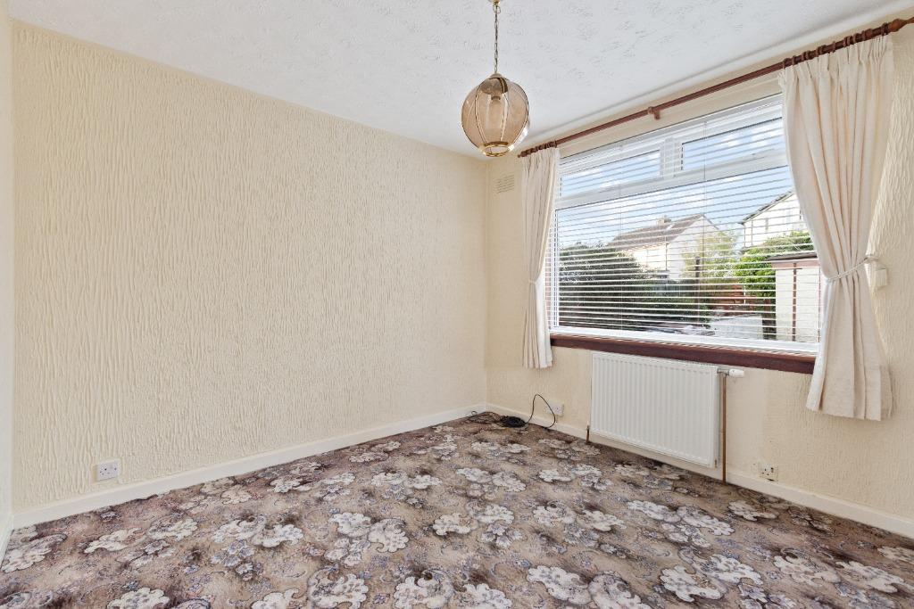 Castle Avenue, Balloch, West Dunbartonshire, G83 3 bed semidetached