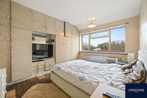 173 Rydal Crescent, Perivale, Greenford, UB6 8DY