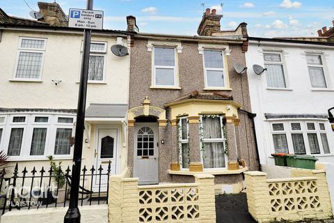2 bedroom terraced house for sale, Woodside Road Plaistow, London