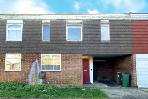 13 Maple Avenue, London, E4 8RR