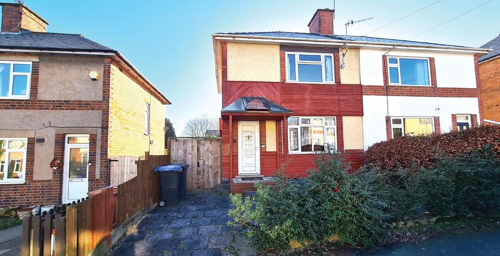 40 Woodland Avenue, Burbage... 2 bed semidetached house £75,000