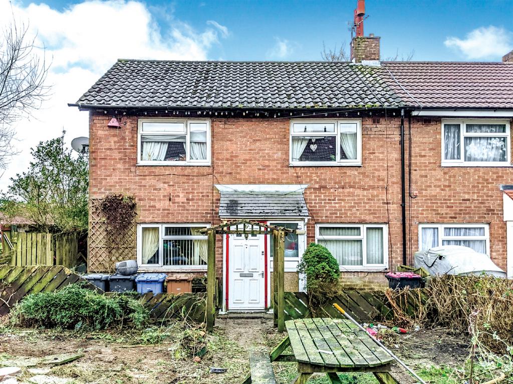 6 Carrfield Close, Little Hulton... 3 bed end of terrace house £60,000