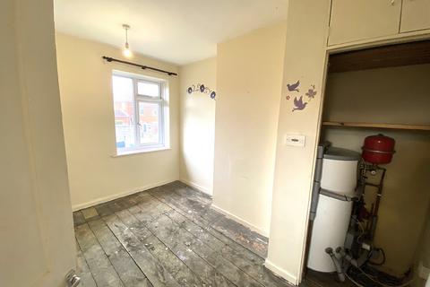 127 Dursley Road, Trowbridge, BA14 0NS