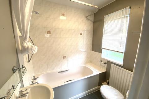 127 Dursley Road, Trowbridge, BA14 0NS